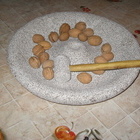 Krožnik za trenje orehov in drugih oreščkov